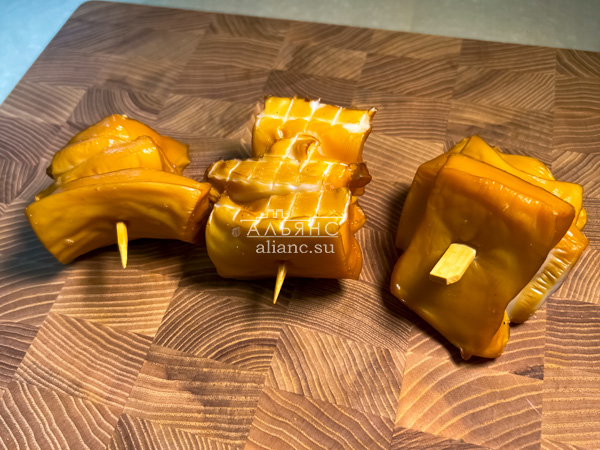 Шашлычок из кальмара х/к в Истре