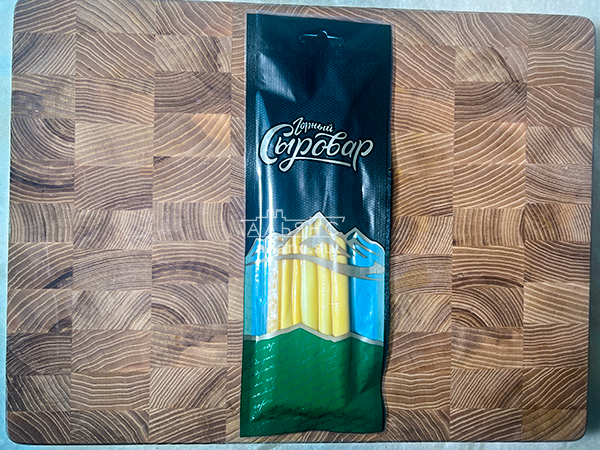 Сыр 60 гр ГОРНЫЙ СЫРОВАР (Балыковый копчёный) в Истре