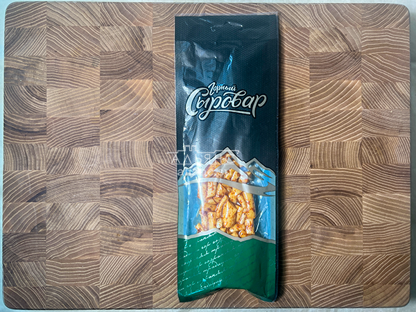 Сыр 60 гр ГОРНЫЙ СЫРОВАР (Бочонок копчёный с аджикой) в Истре