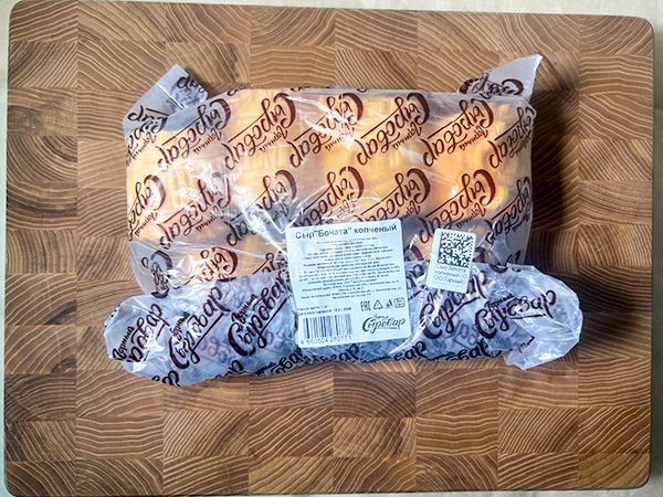 Сыр 1 кг ГОРНЫЙ СЫРОВАР (Бочата копчёный) в Истре